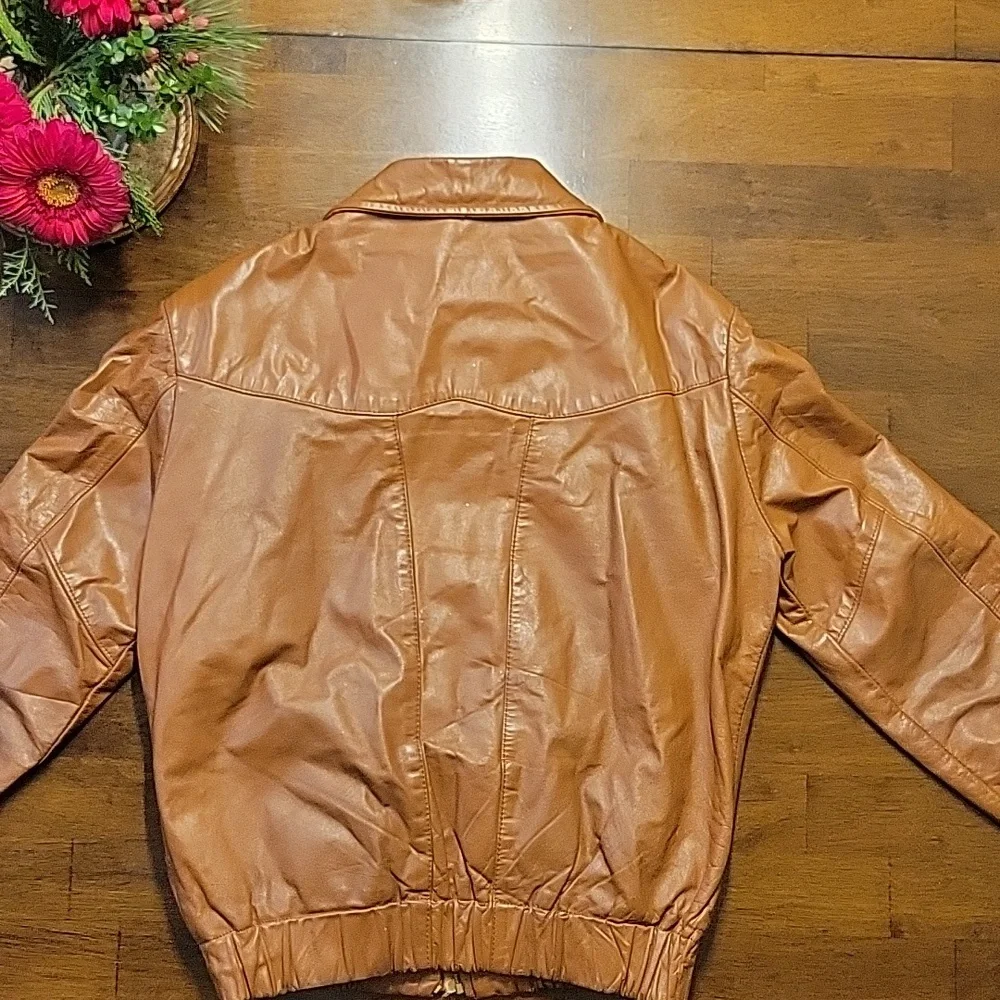 *VINTAGE* 1970s Genuine Leather Bomber Jacket •The Leather Shop by Sears - Picture 8 of 11